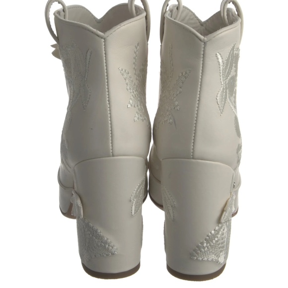 Laurence Dacade Leather Embroidered Accent Ankle Western Boots 38 US 7 WORN ONCE - Picture 4 of 5